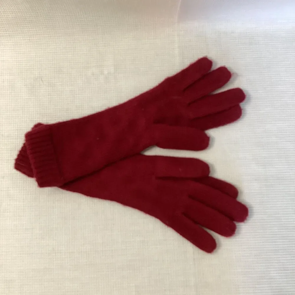 Vintage Ladies Berry Cable Knit Long Gloves MEDIUM